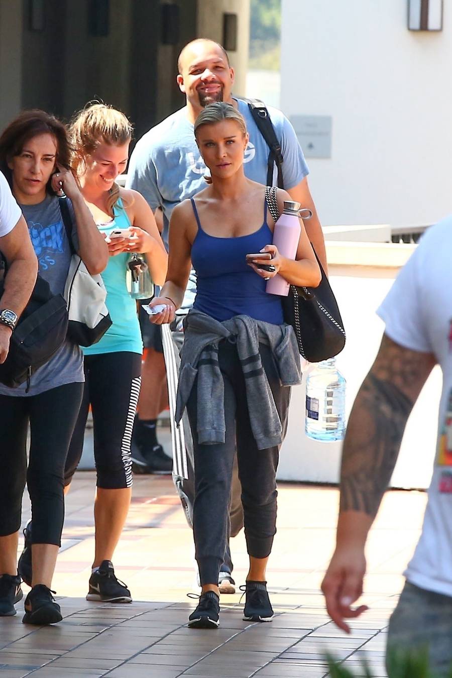 Joanna Krupa przyłapana w Hollywood przez paparazzi!