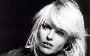 Eva Herzigova pokazuje sutki w Vouge’u (FOTO)