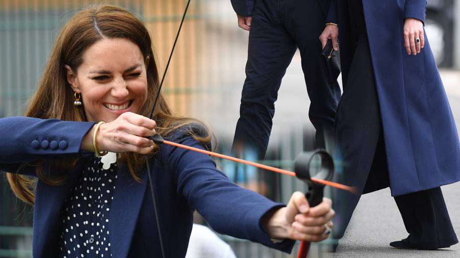 Księżna Kate bierze na ręce jaszczurkę i gra z Williamem w ping-ponga (ZDJĘCIA)