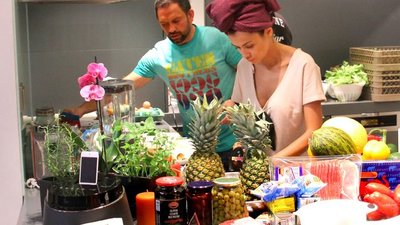 Natalia Siwiec na planie zdjęciowym reality-show