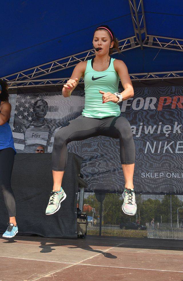 WOW! Anna Lewandowska PIERWSZY RAZ po urodzeniu dziecka pokazała figurę! (ZDJĘCIE)