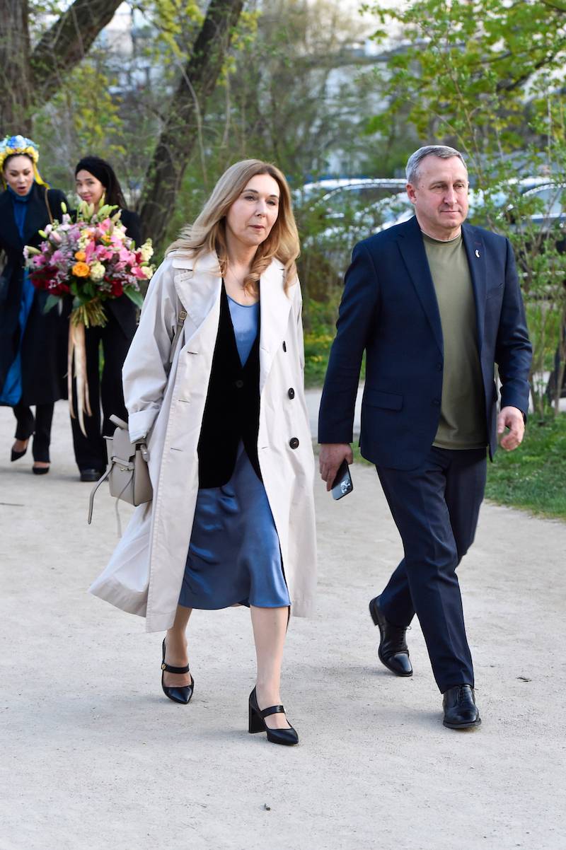 ZAMOŻNI celebryci pojawili się na kolacji charytatywnej. Lewandowska i Przetakiewicz doleciały helikopterem