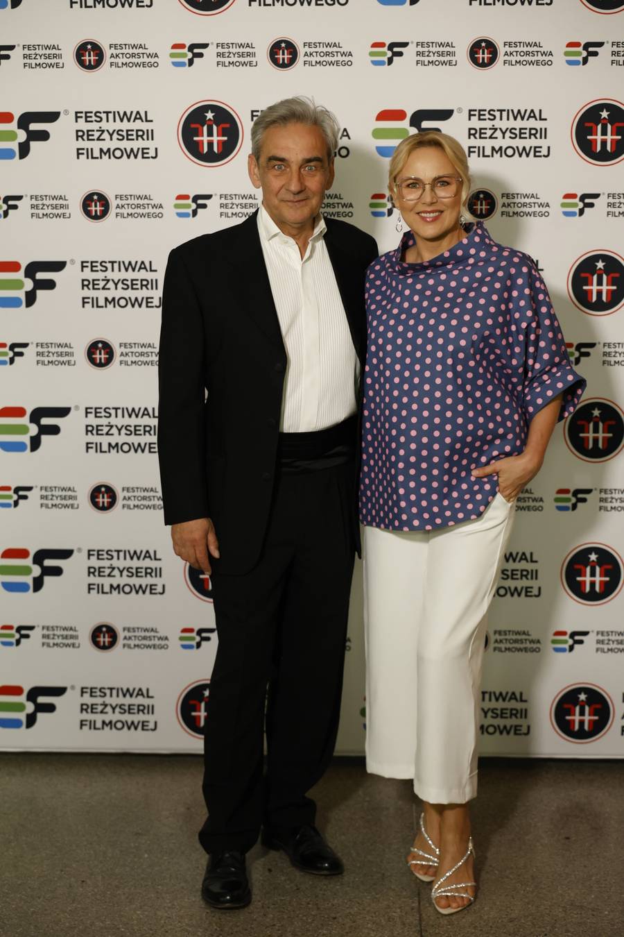 Anna Samusionek zachwyca w grochach na festiwalu