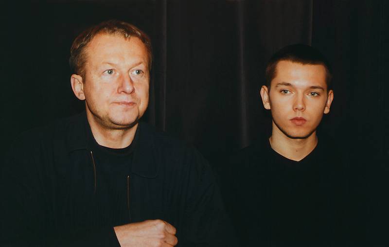 Co dziś robi Gabriel Fleszar? To on śpiewał “Kroplą deszczu”