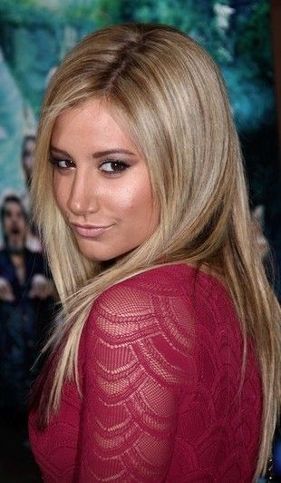 ashley-tisdale-R1