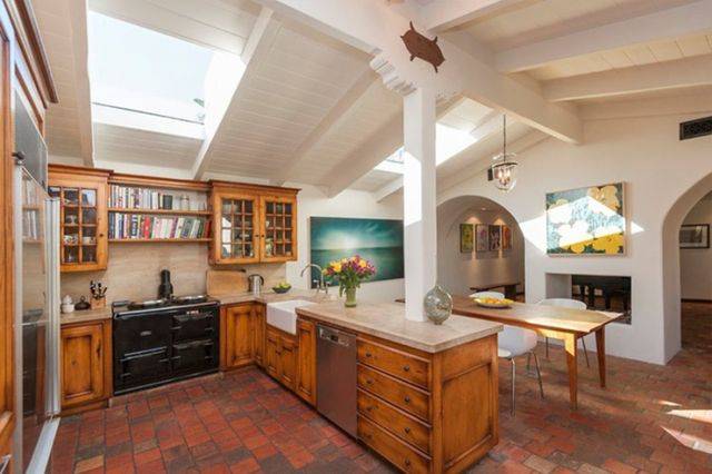 Dom Roberta Pattinsona