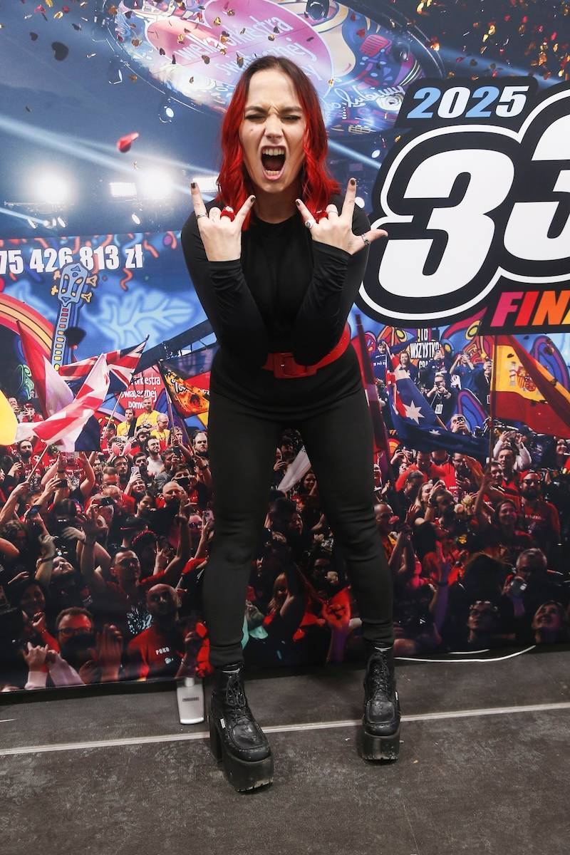 Gwiazdy wspierają Owsiaka na 33. Finale WOŚP: Mandaryna z dziećmi, Julia Żugaj, dawno niewidziana Renata Przemyk…