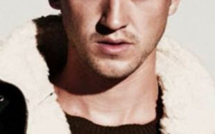 Tom Felton już nie jest uroczym chłopczykiem (VIDEO)