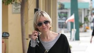 Renee Zellweger na okładce Harper’s Bazaar Russia (FOTO)