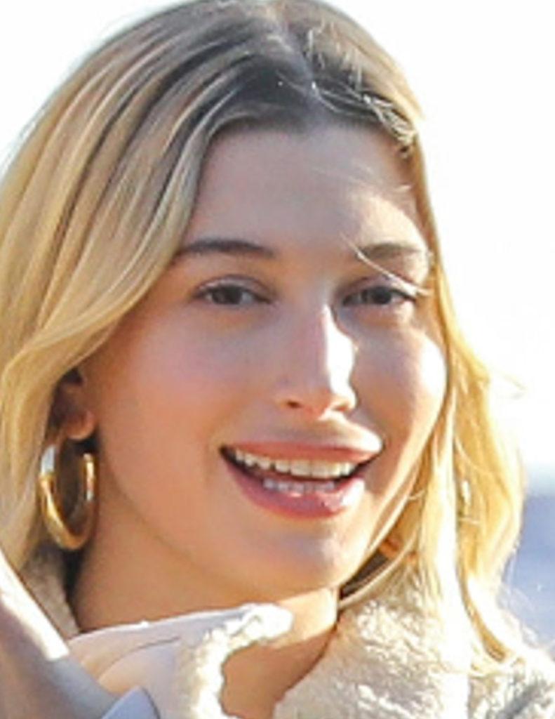 Hailey Bieber
