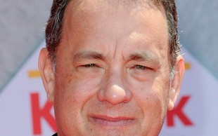 Posłuchajcie jak rapuje syn Toma Hanksa!