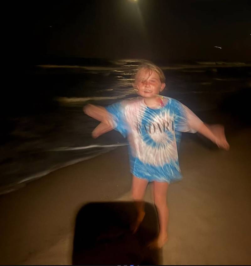 Lewandowska pokazała prywatne kadry z córkami i Robertem! Takich zdjęć jeszcze nie było… (FOTO)