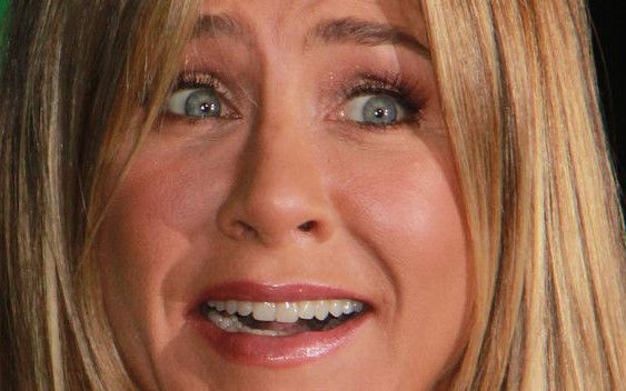 Jennifer Aniston zatrudniła SUROGATKĘ!