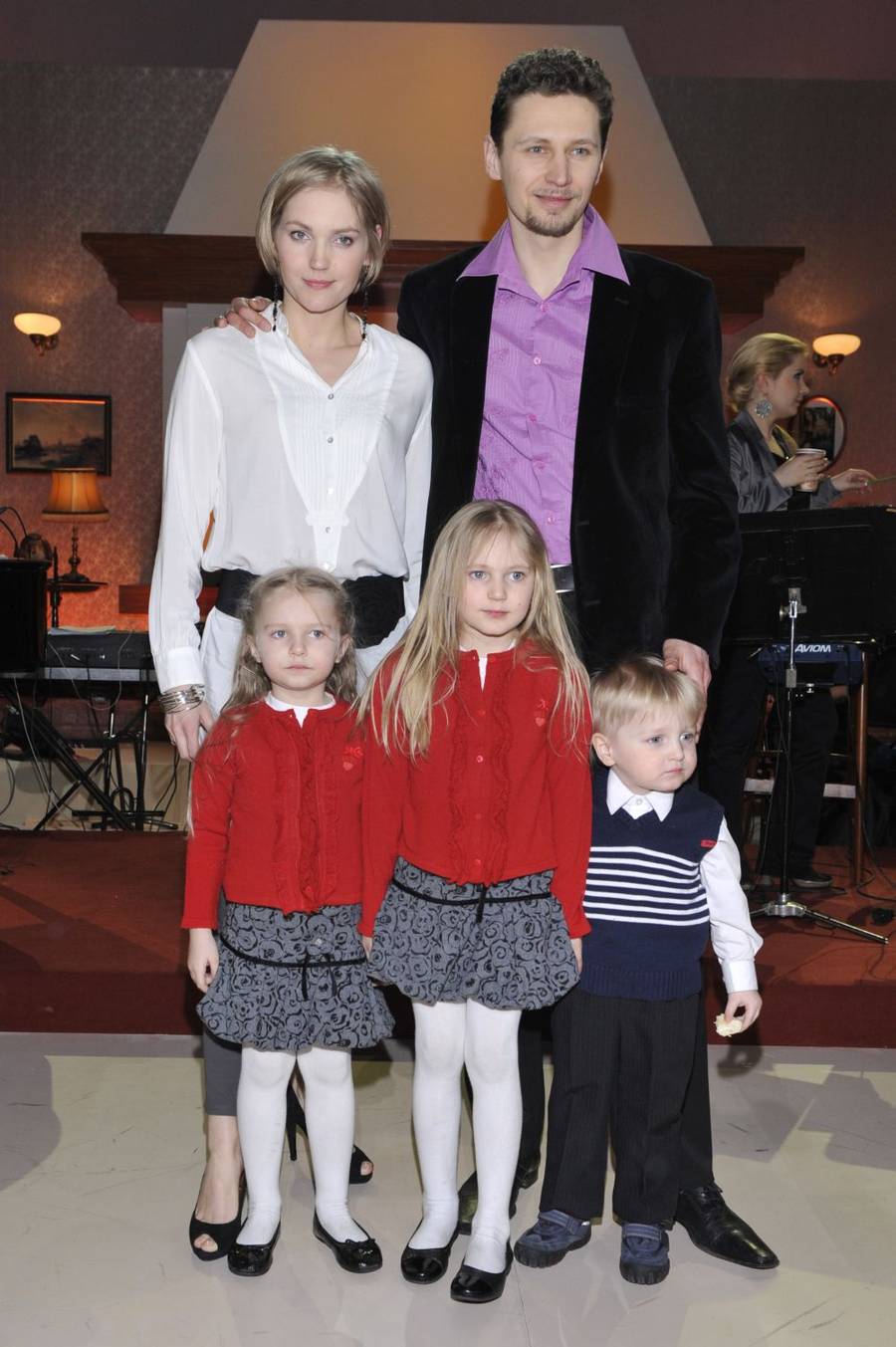 Wielodzietne rodziny gwiazd/AKPA