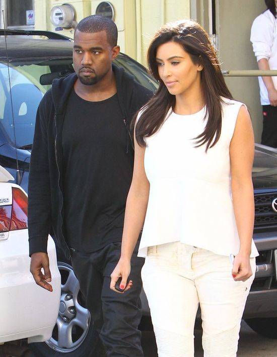 Kanye West ZNĘCAŁ SIĘ nad Kim? BIŁ JĄ I PONIŻAŁ!