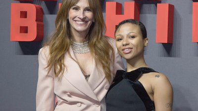 56-letnia Julia Roberts zachwyciła na czerwonym dywanie. Jakie nogi!