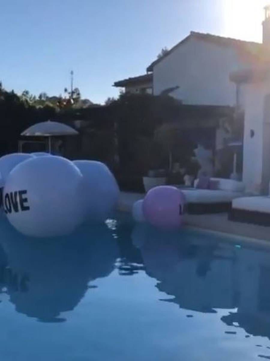 WOW! Tak wyglądały 35. urodziny Khloe Kardashian