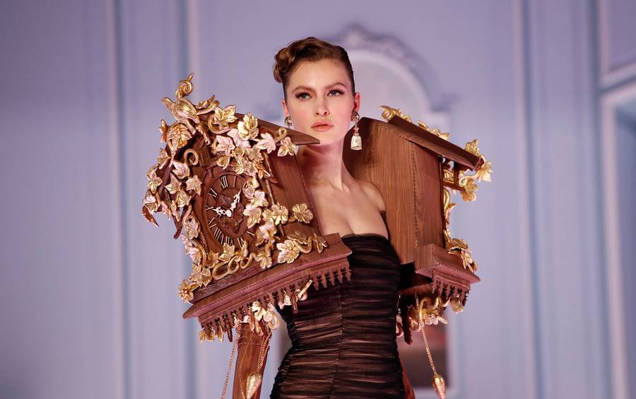 WTF! Najbardziej absurdalny pokaz mody w historii?! - Moschino w Mediolanie [ZDJĘCIA]