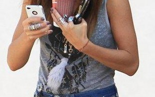 Kto pokazał zgrabny tył? (FOTO)