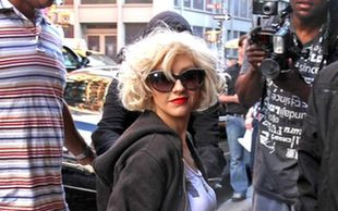 Christina Aguilera naga na okładce GQ (FOTO)