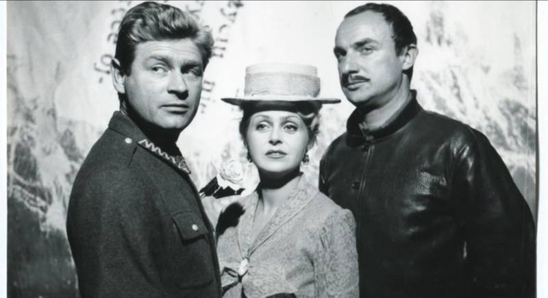 Ci aktorzy walczyli w Powstaniu Warszawskim. Nie uwierzysz, kogo spotkałabyś na barykadach