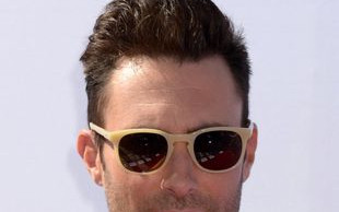 Levine stracił kontakt z rzeczywistością? Agenci nieruchomości nie wierzą