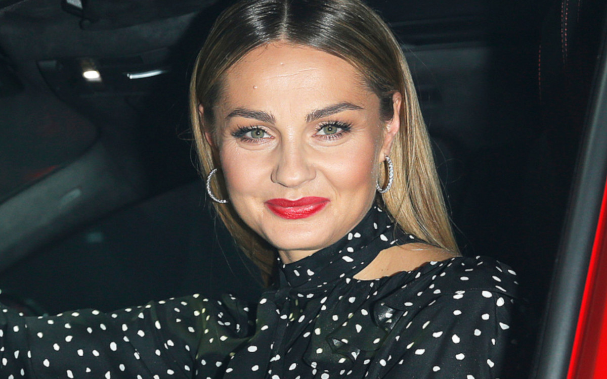 Małgorzata Socha BEZ MAKIJAŻU spędza urlop nad polskim morzem