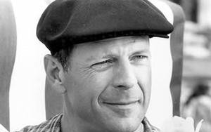 Bruce Willis się tłumaczy