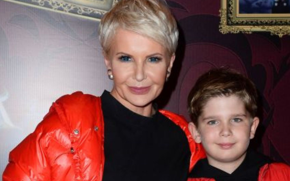 Racewicz pokazała dorosłego syna. Igor wyrósł na przystojnego mężczyznę 