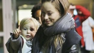 Ależ on jest rozkoszny! Synek Olivii rośnie jak na drożdżach