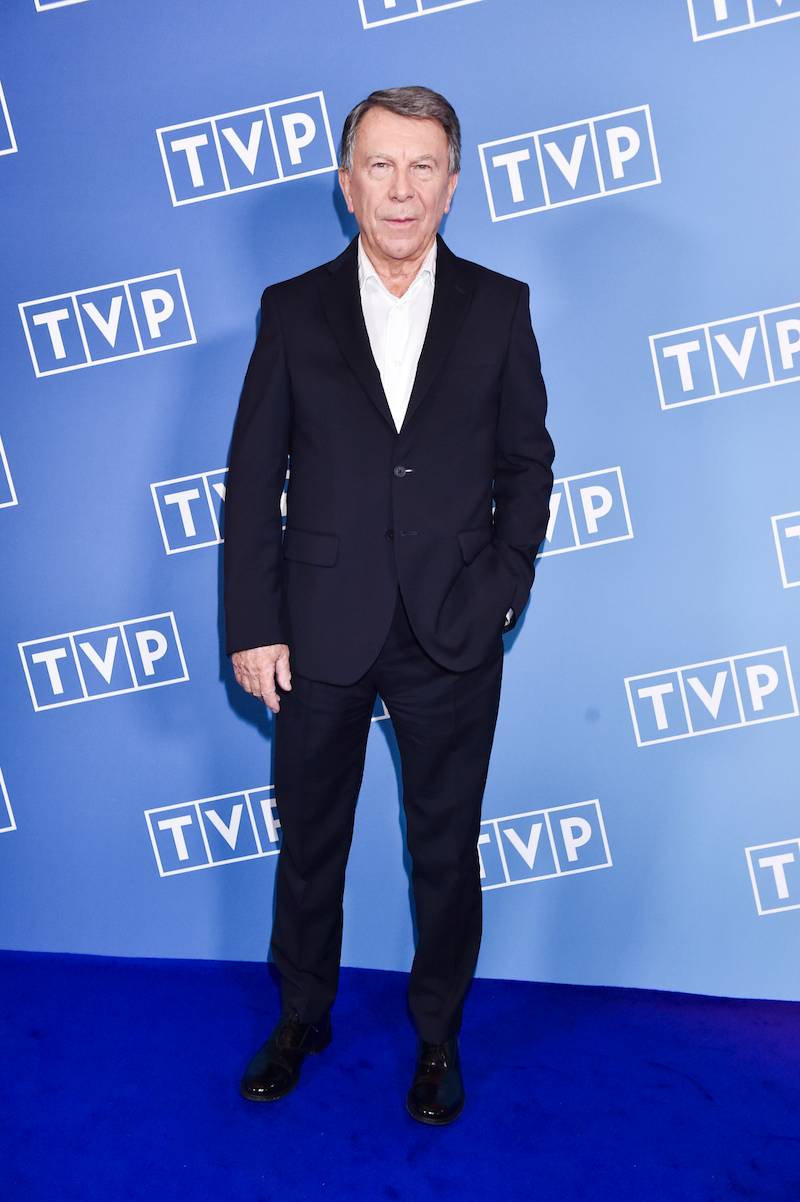 Gwiazdy starej telewizji na benefis Bohdana Łazuki. Wiesław Ochman z synem, Walewska, Sieńczyłło…