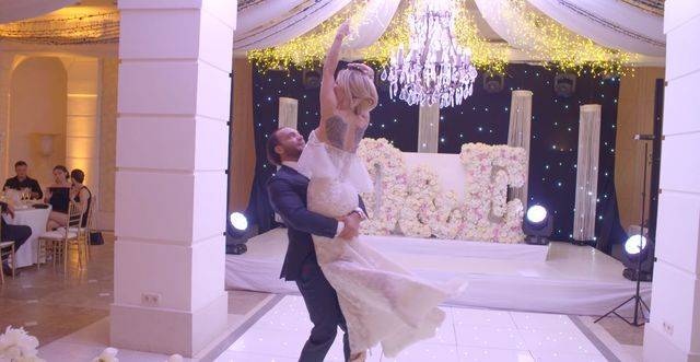 Ślub Dody i Emila Stępnia – piosenkarka pokazała go w klipie do piosenki Miłość na etat