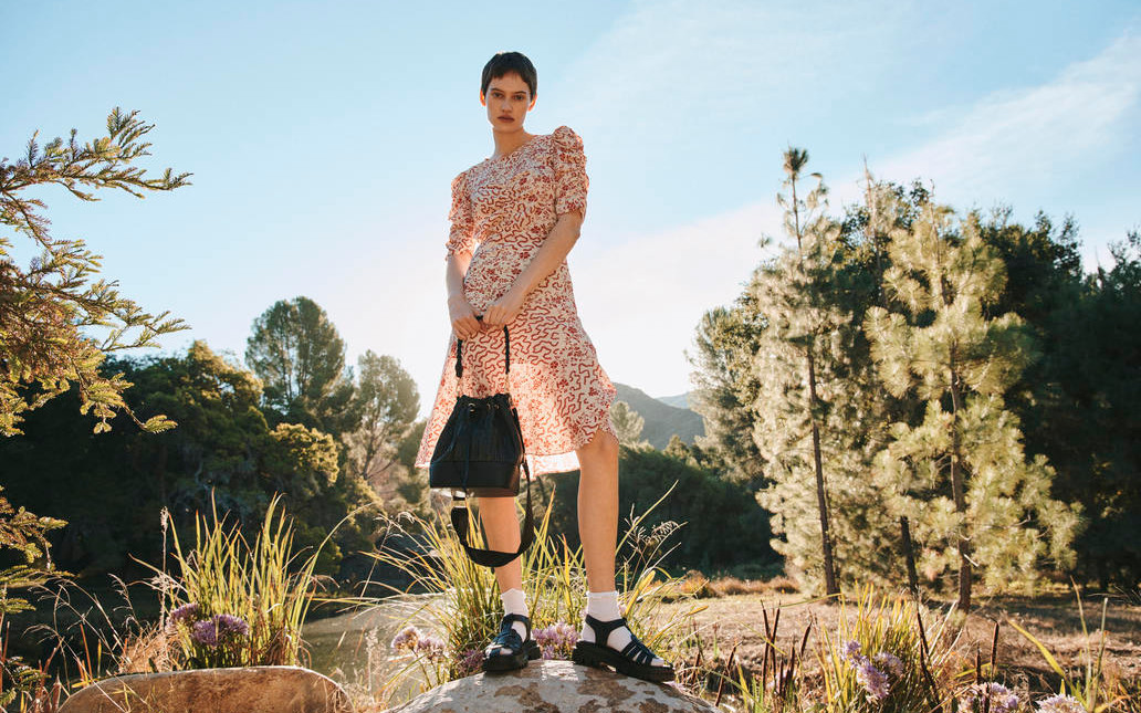 3 najmodniejsze modele sandałów, które pokochasz tego lata