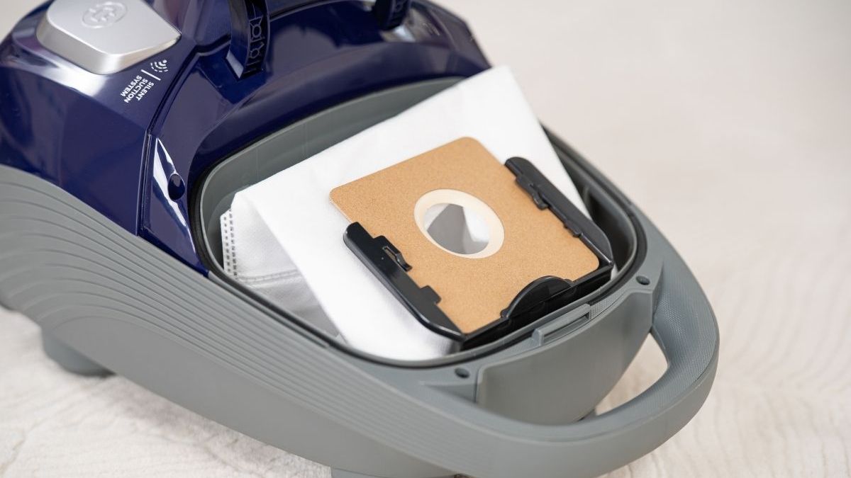 Odkurzacz workowy czy bezworkowy – co wybrać do mieszkania?