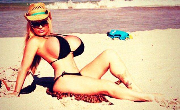 Sztuczne piersi gwiazd