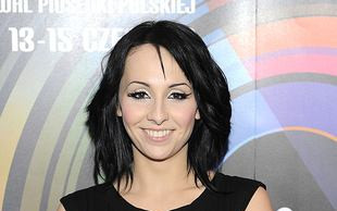 Jej uśmiech reklamuje pastę do zębów