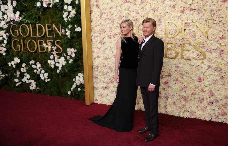 ZŁOTE GLOBY 2025. Miley Cyrus w okularach przeciwsłonecznych, Cate Blanchett cała w złocie, Demi Moore…