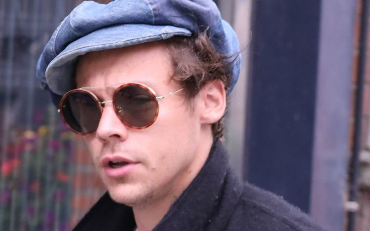 Hit TikToka: Harry Styles ukradł komuś kuchenkę mikrofalową. Że co?!