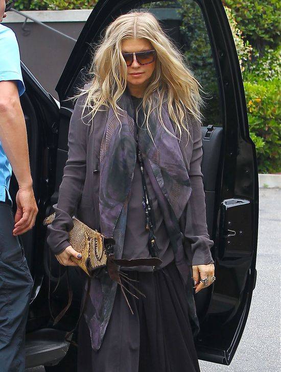 Ciążowe stylizacje Fergie