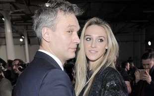 Michał Żebrowski z własną modelką na pokazie mody (FOTO)