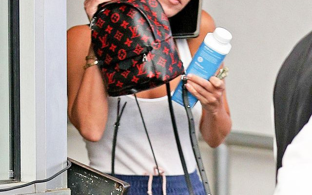 Cera Kourtney Kardashian bez makijażu, filtrów i Photoshopa