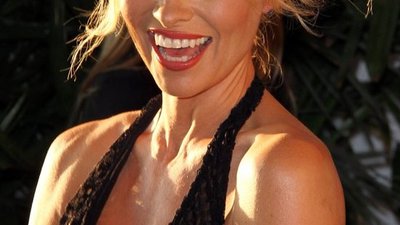 Żona Tommy’ego Lee zniszczona na TikToku za prześmiewanie Pameli Anderson