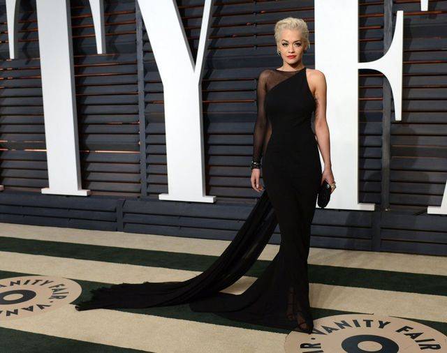 Rita Ora na czerwonych dywanach