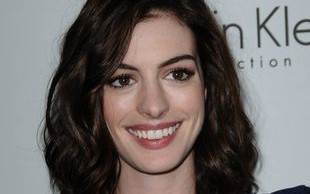 Eks-chłopak Anne Hathaway dostał 4,5 roku więzienia