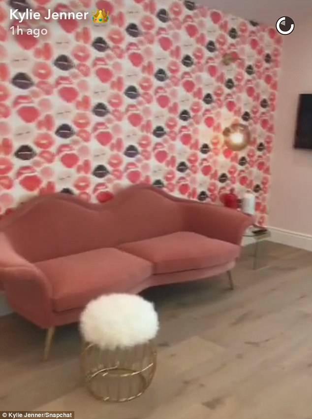 Kylie Jenner pokazała NATURALNE WŁOSY! Na pewno nie spodziewasz się TEGO!