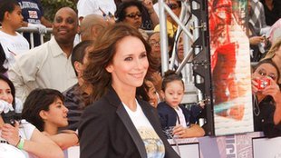Jennifer Love Hewitt na premierze filmu o Jacksonie (FOTO)