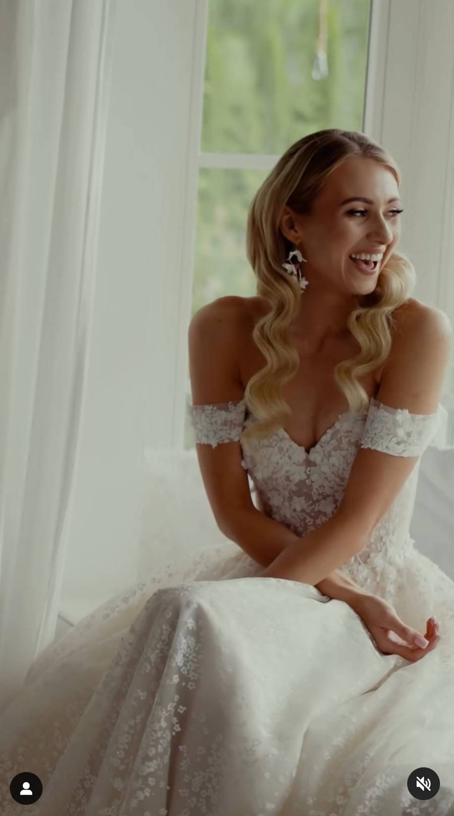 Tak wyglądał ślub Rafała Mroczka! Nowe zdjęcia z ceremonii, która miała być tajemnicą (FOTO)