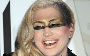 Pozwolilibyście jej reklamować Wasz produkt? (FOTO)