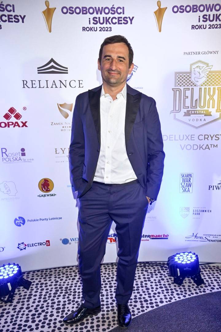 Gala “Osobowości i Sukcesy Roku 2023”: Paulina Smaszcz z tajemniczym brunetem, szczuplutka Izabela Janachowska…
