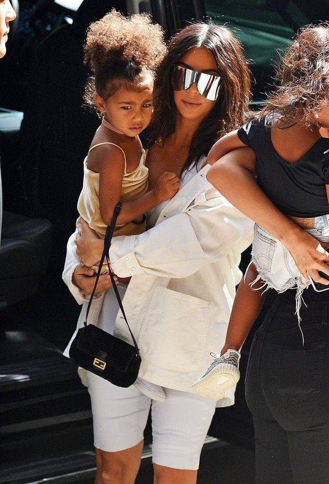 SZOK! Kim Kardashian od kilku tygodni NIE MIESZKA z Kanye Westem!